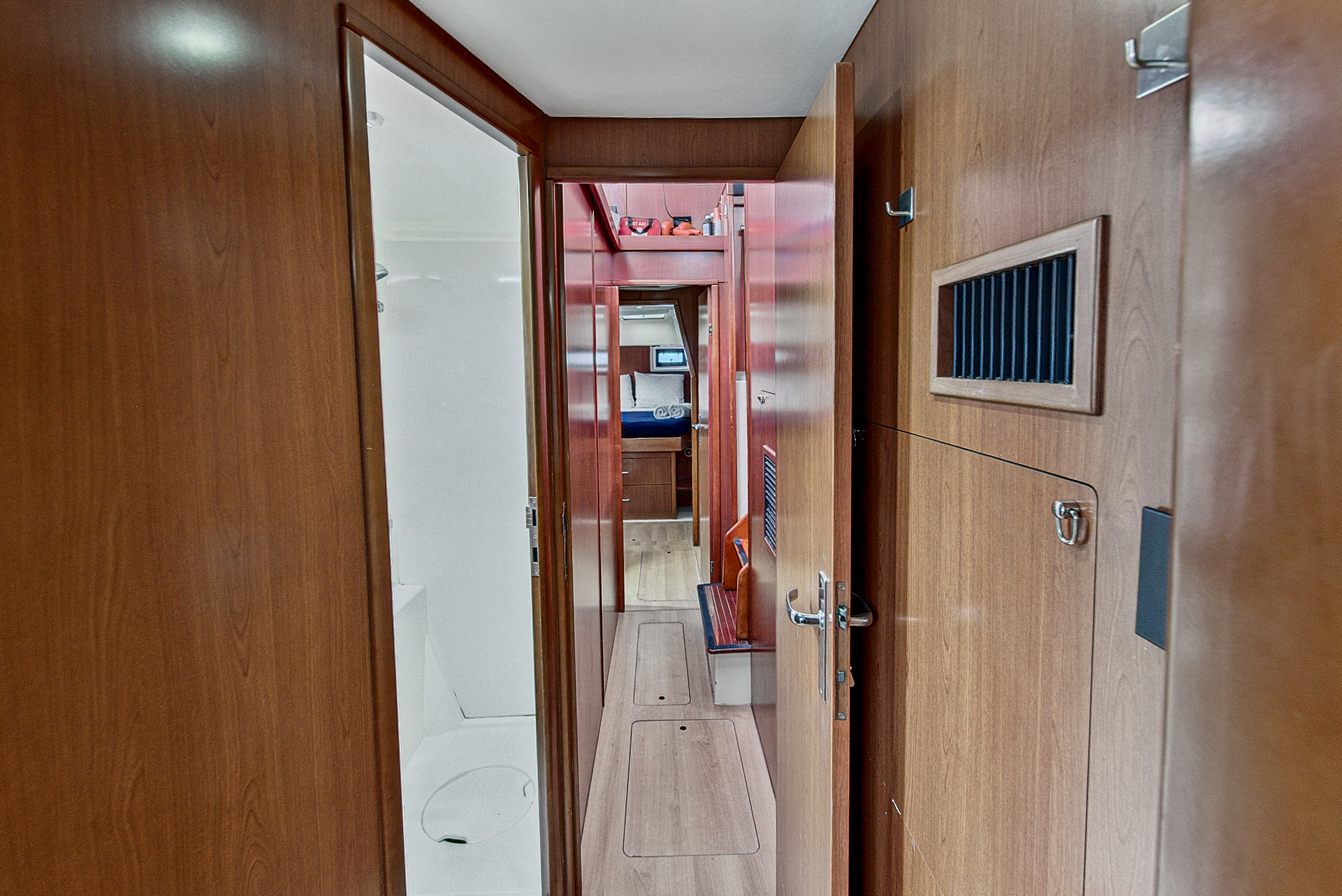 Boat image 79