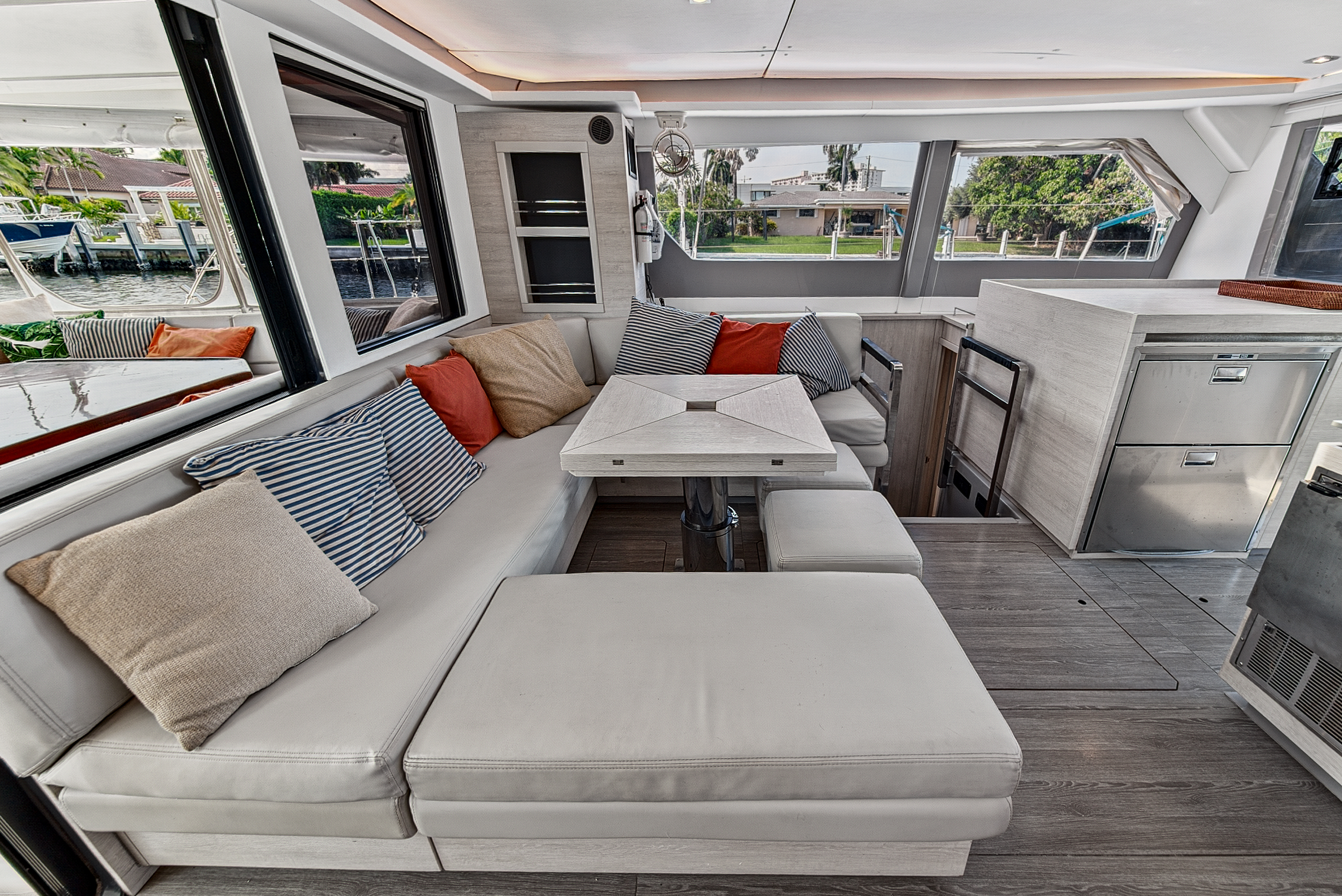 Boat image 117