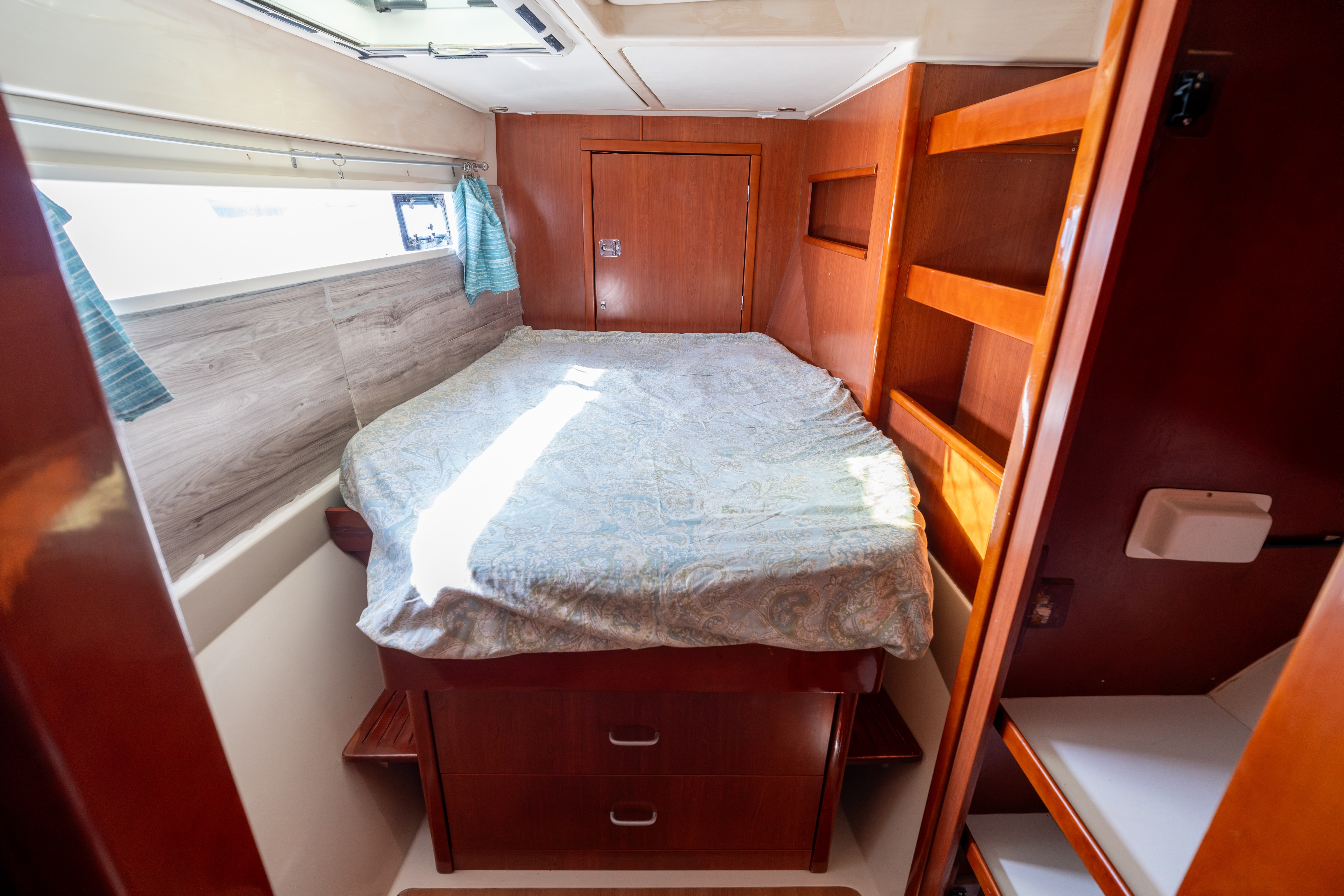 Boat image 56