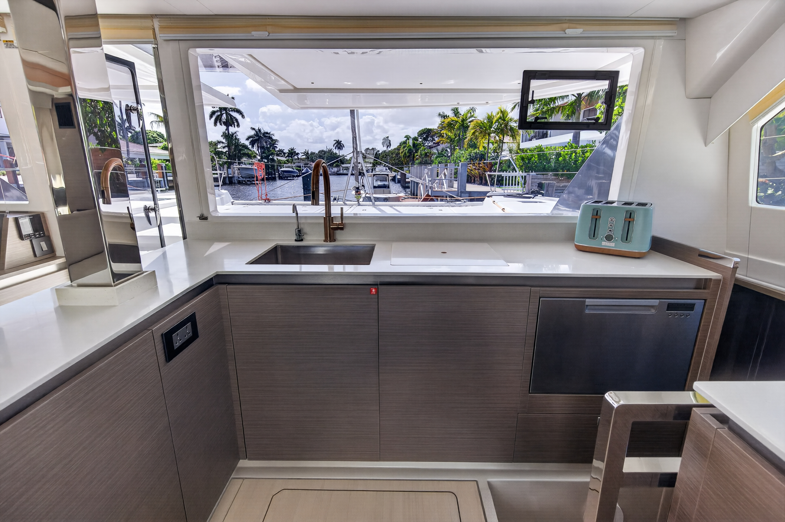 Boat image 92