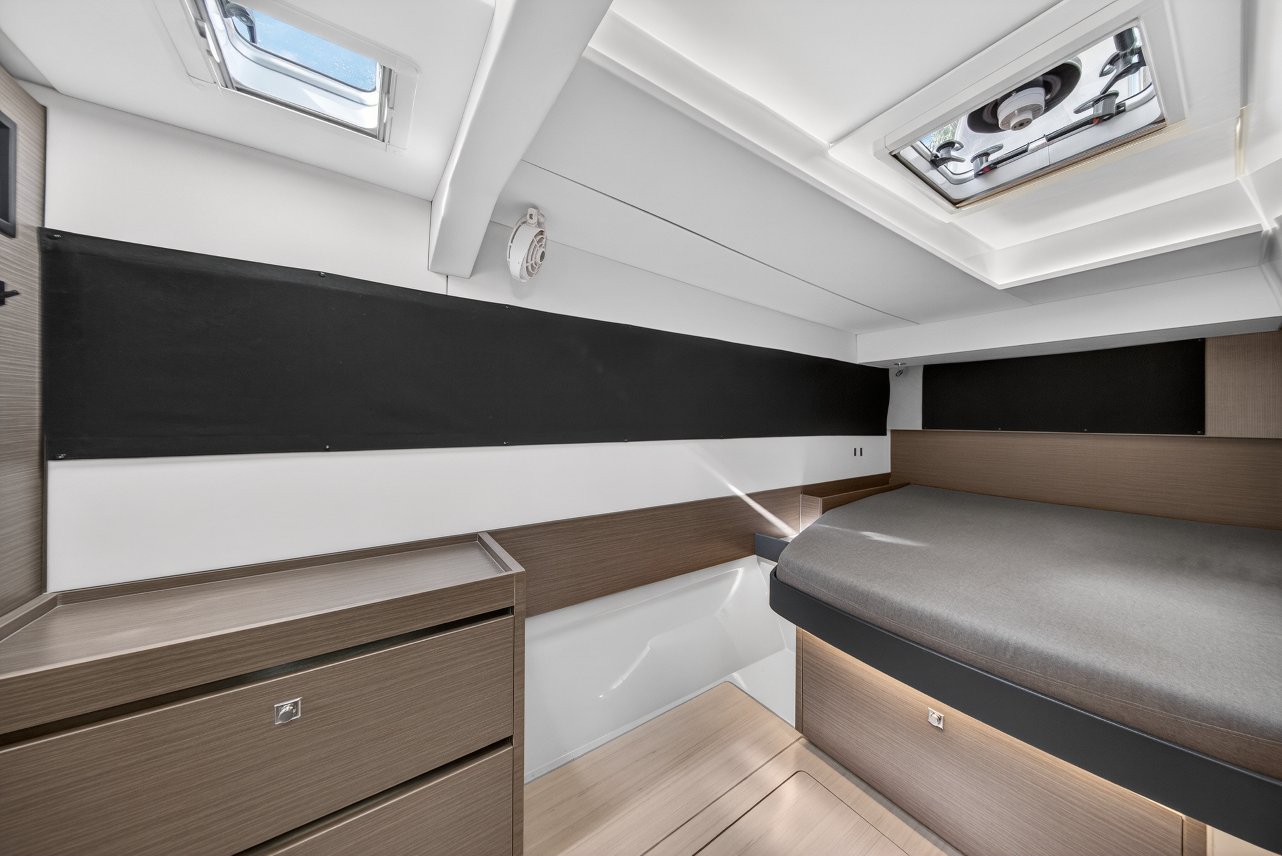 Boat image 101