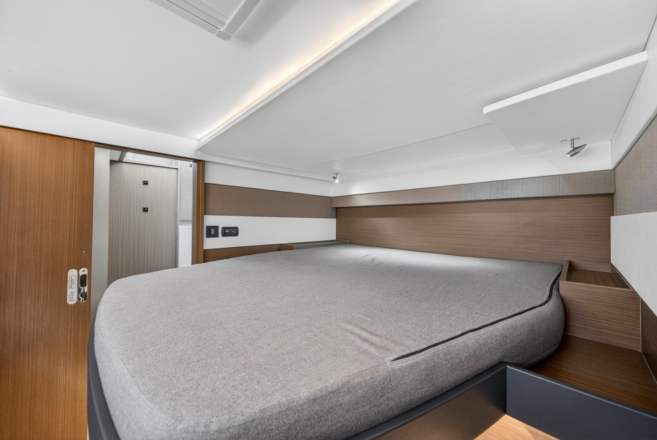 Boat image 121