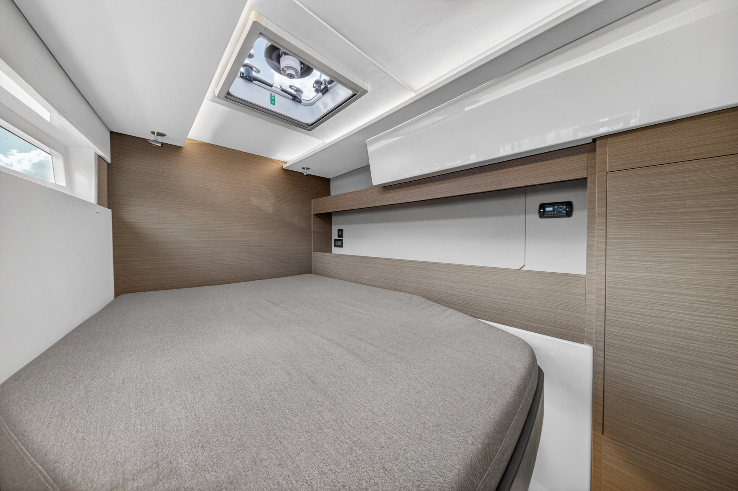 Boat image 129