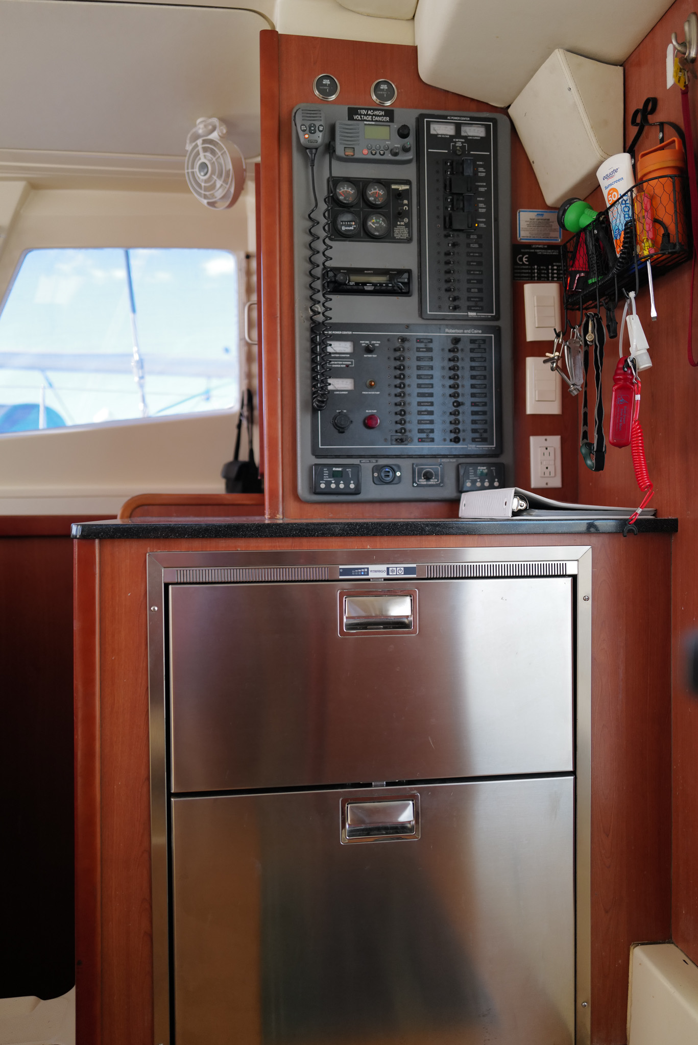 Boat image 17