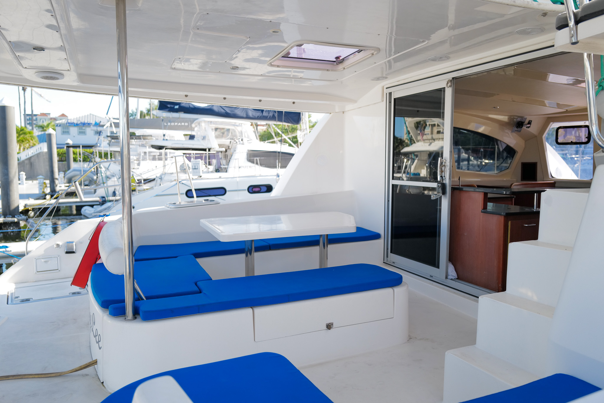 Boat image 8