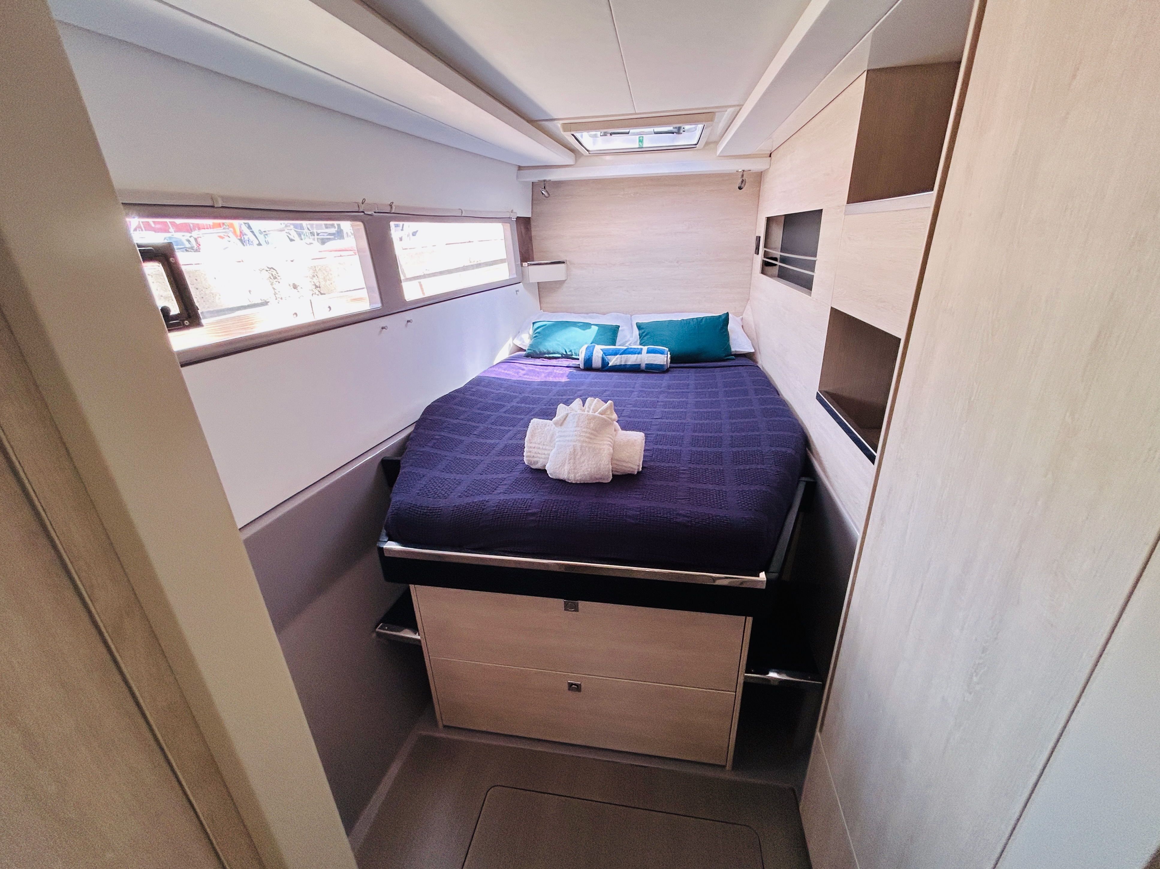 Boat image 24