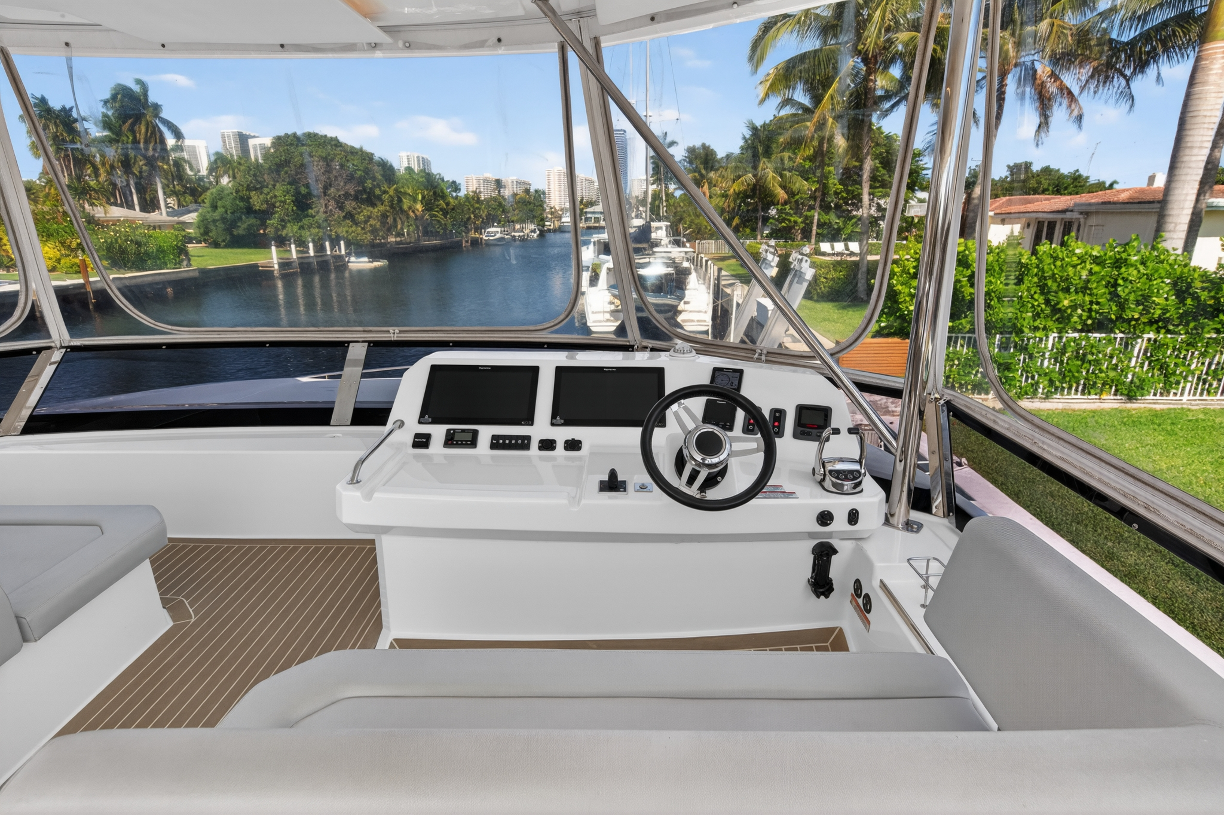 Boat image 12