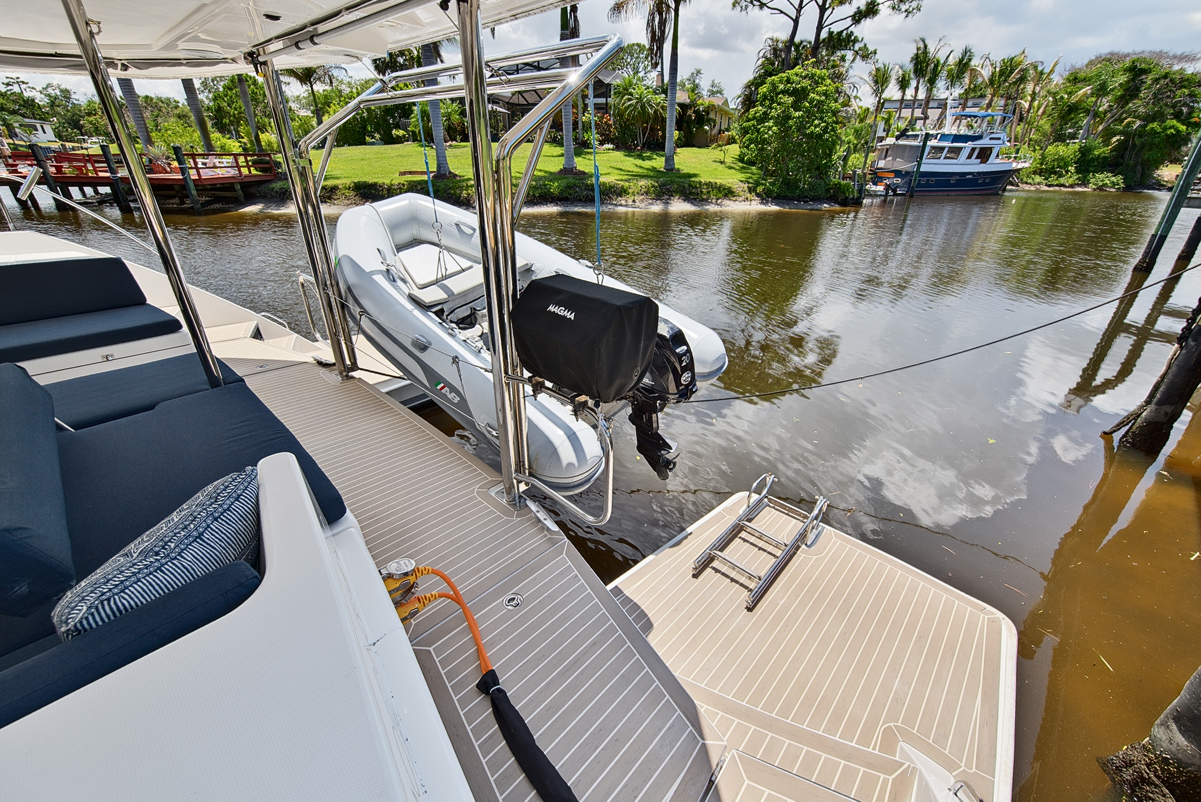 Boat image 105