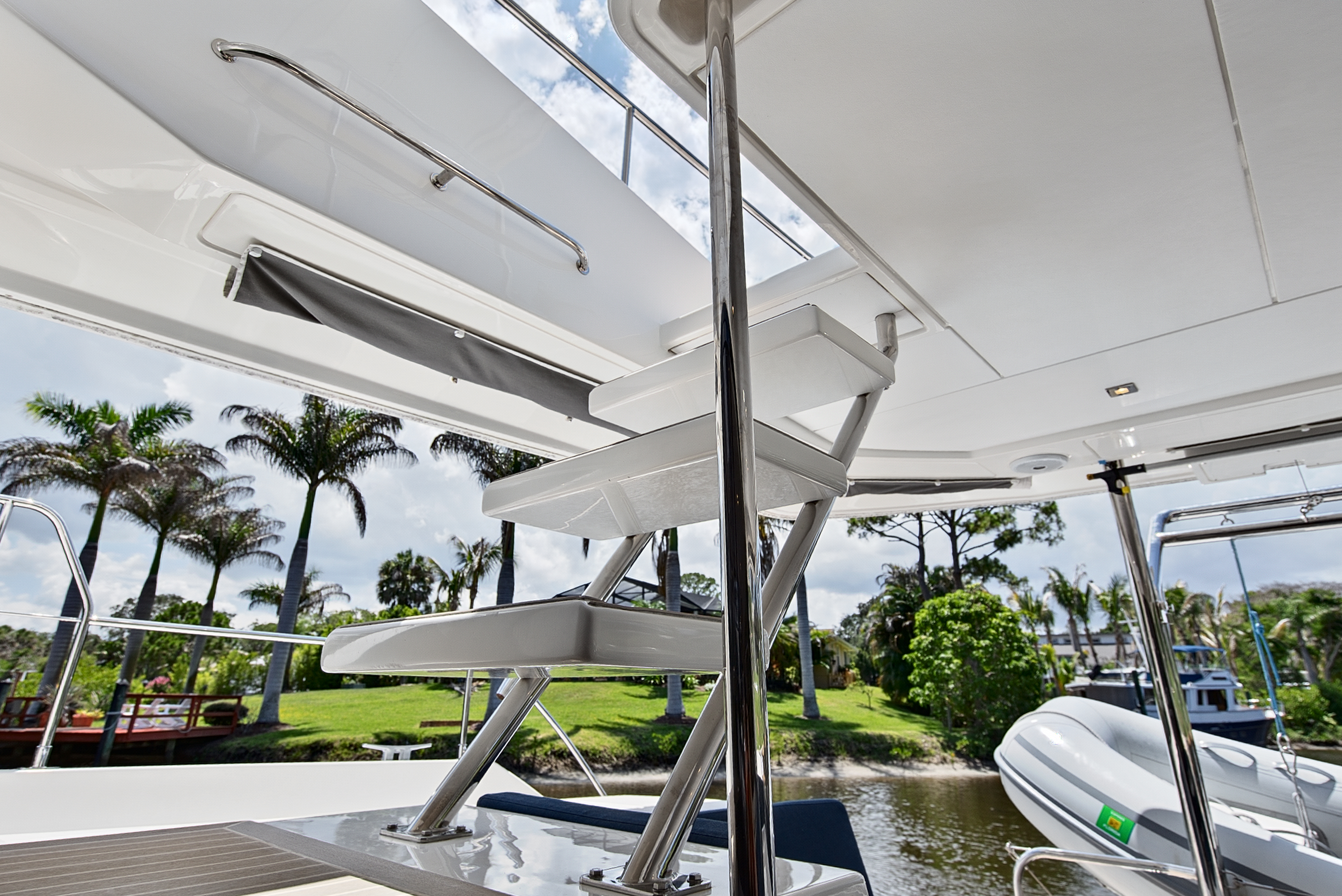 Boat image 17