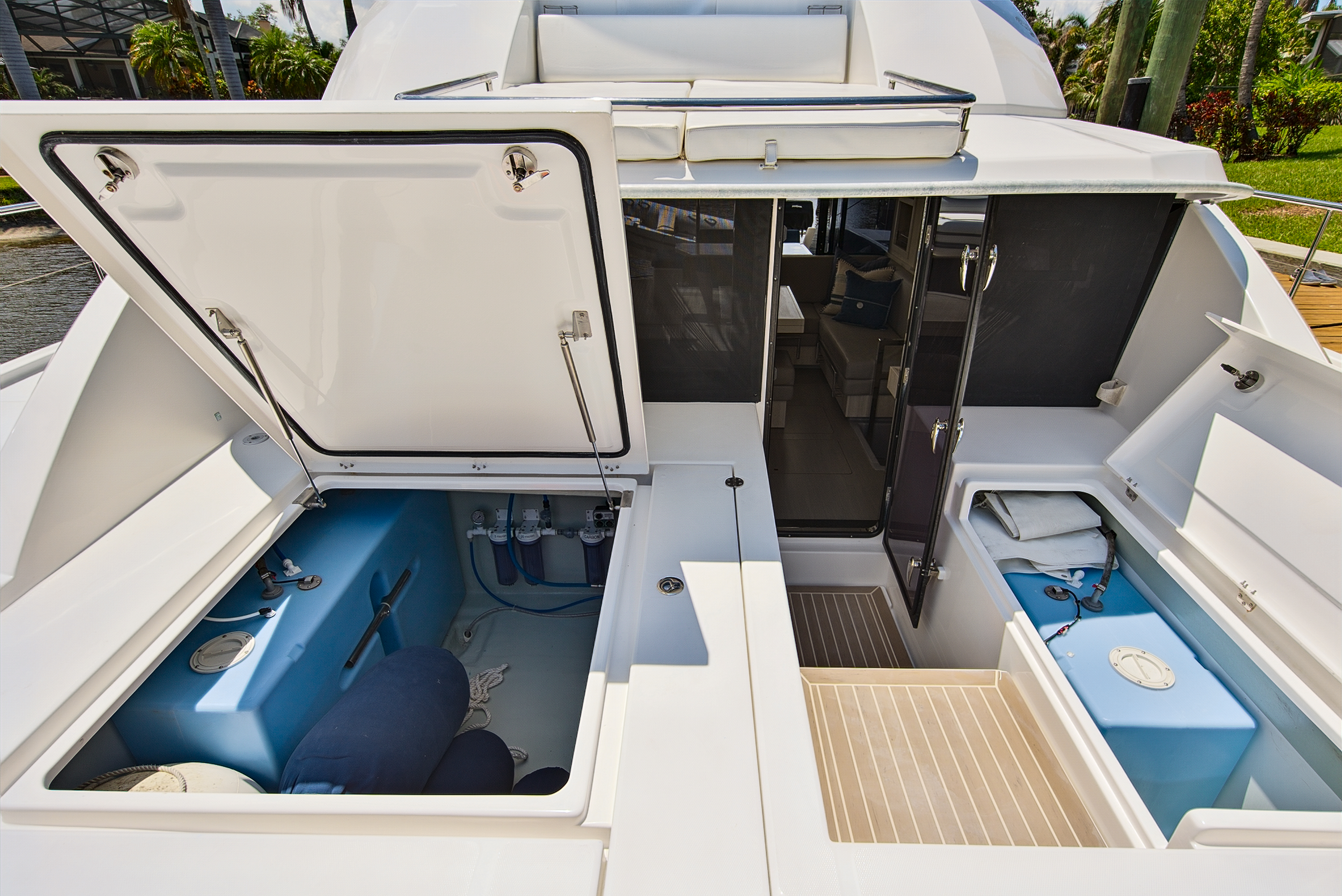 Boat image 122
