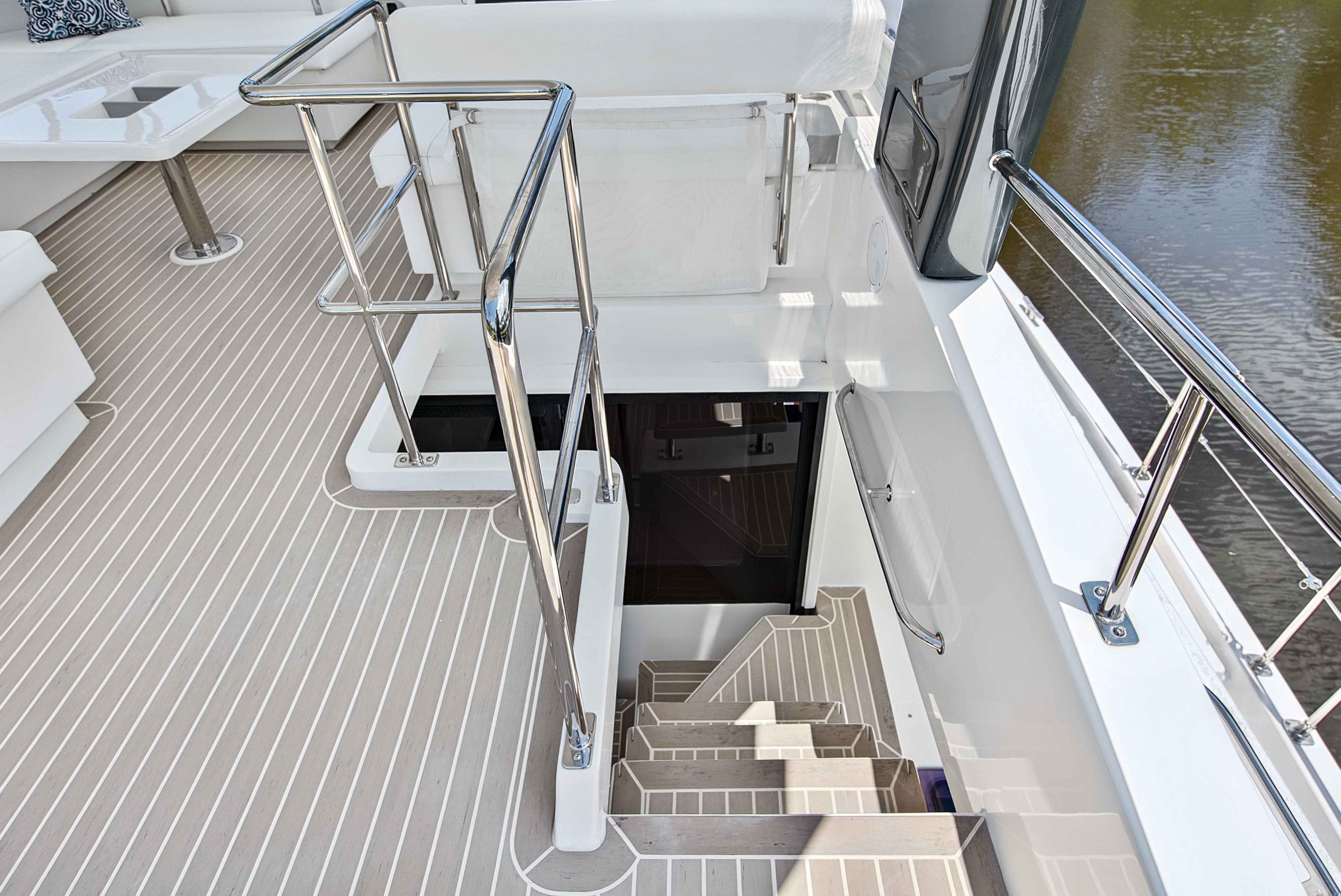 Boat image 25