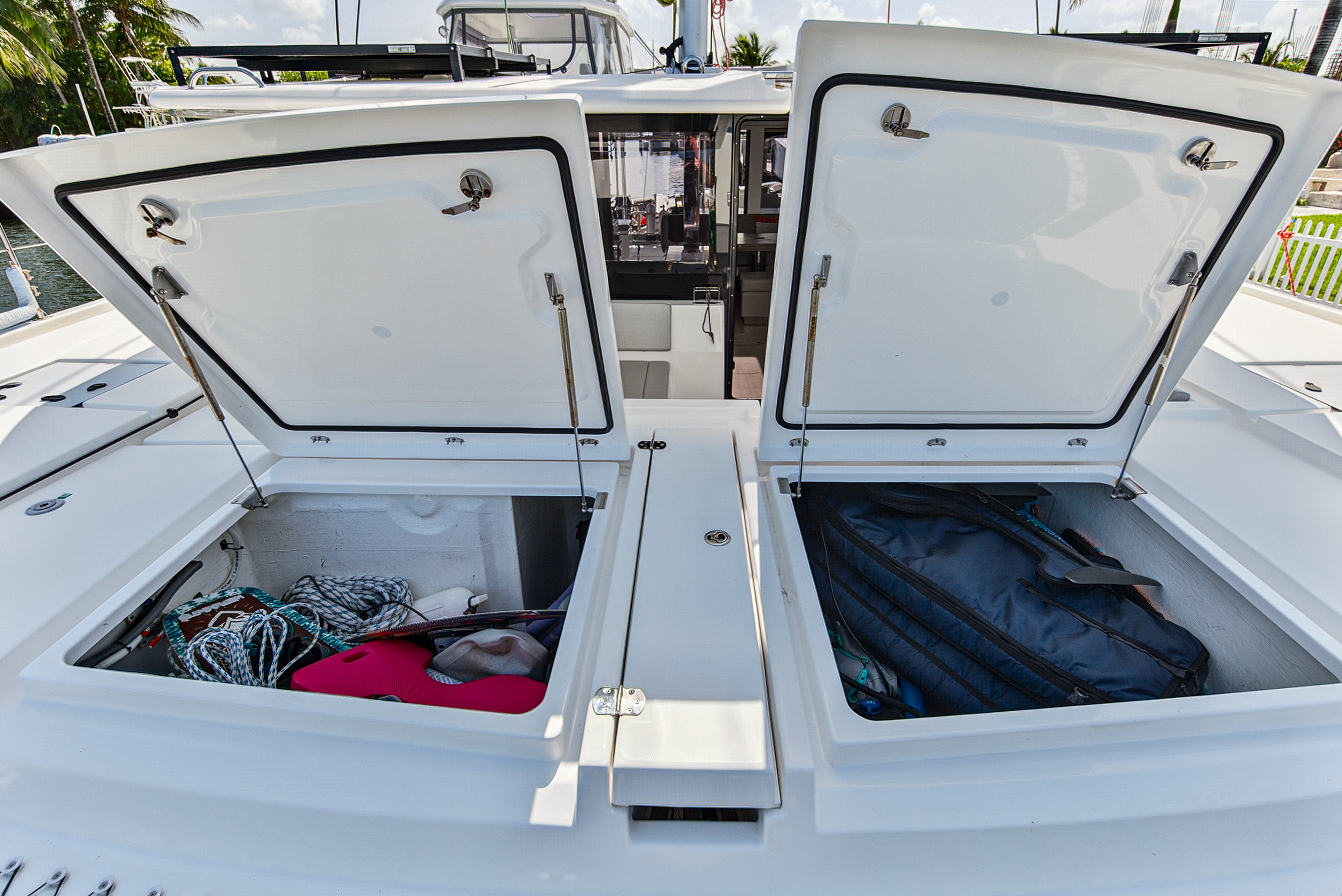 Boat image 102