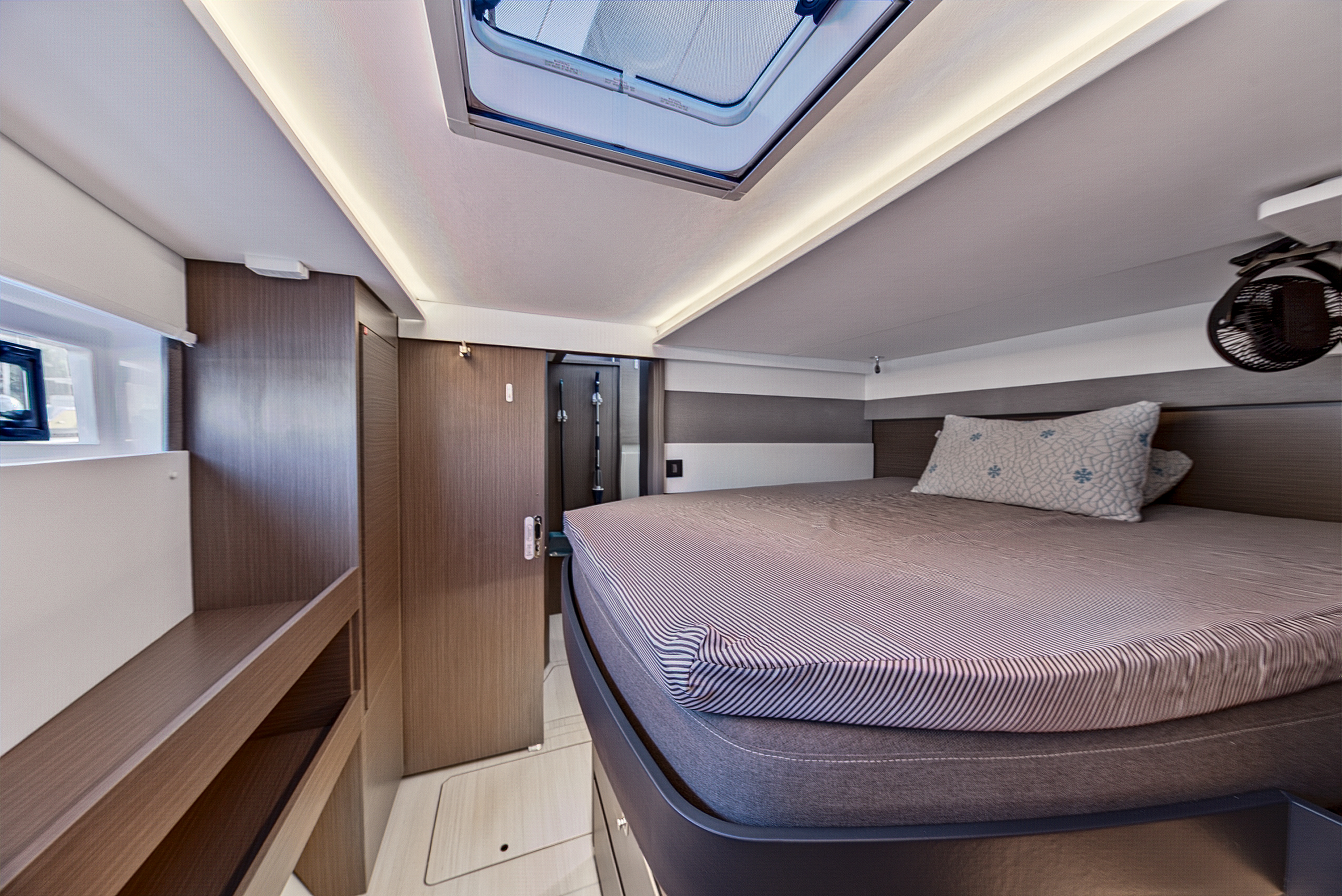 Boat image 93