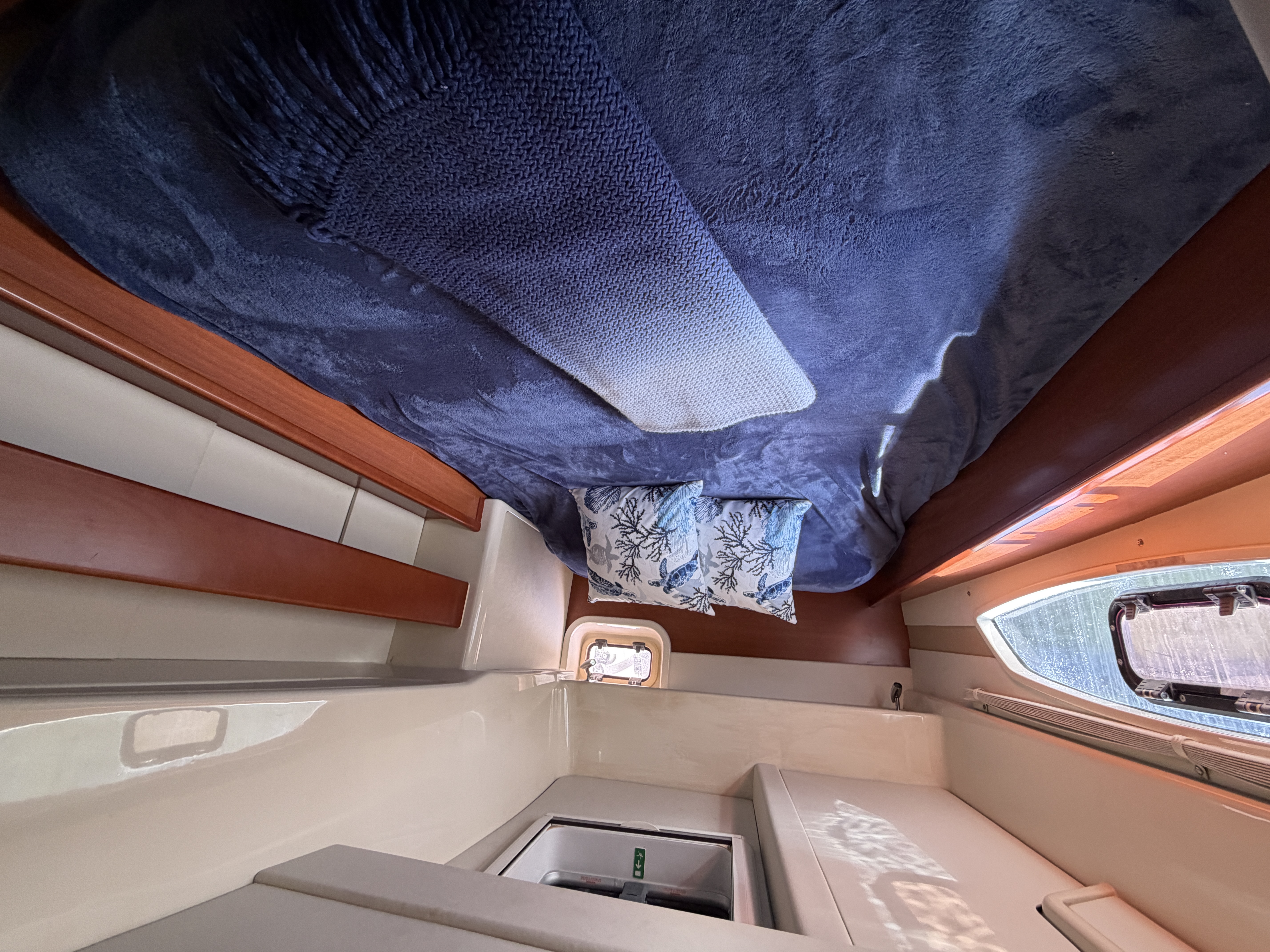 Boat image 38