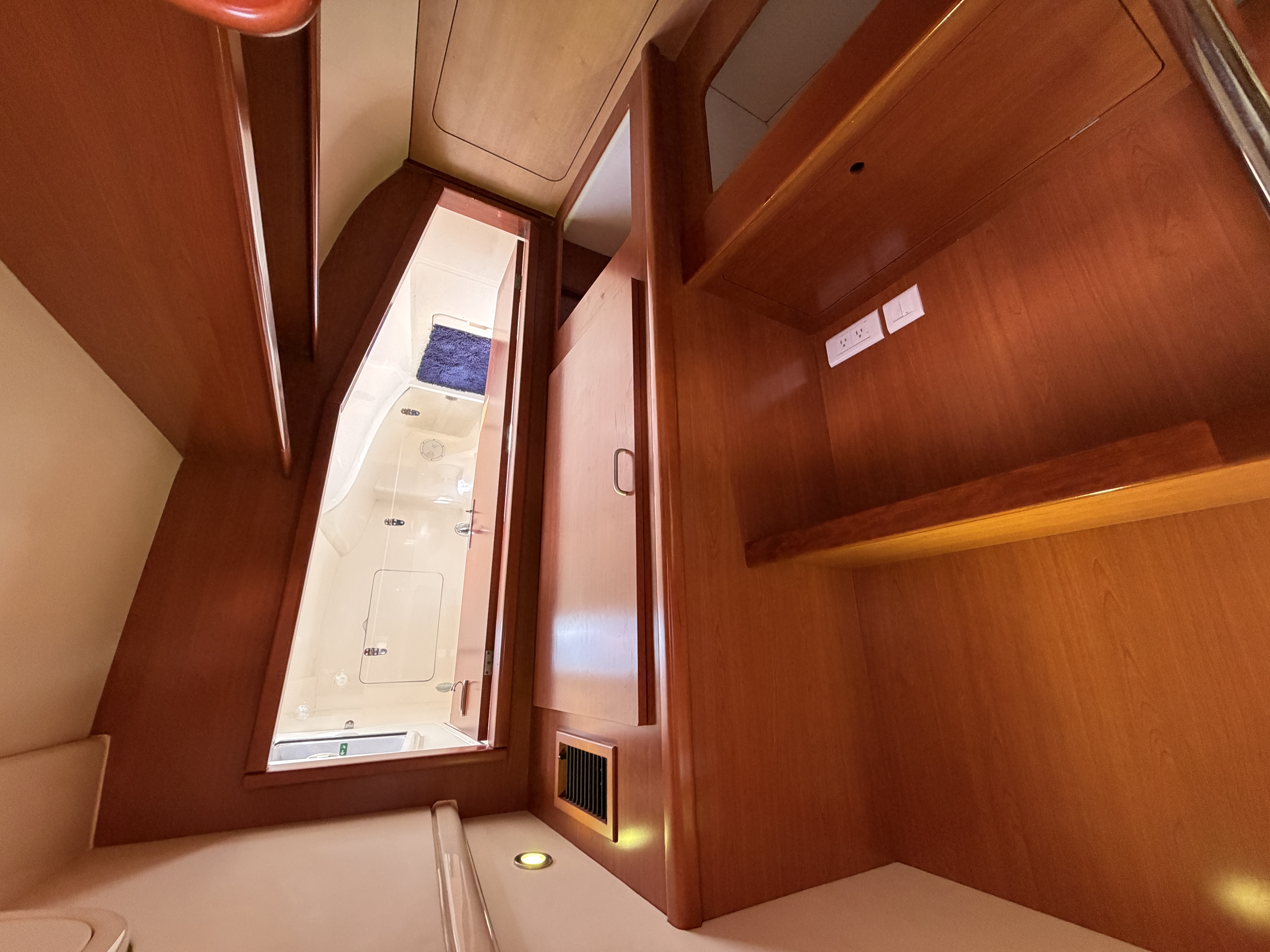 Boat image 39