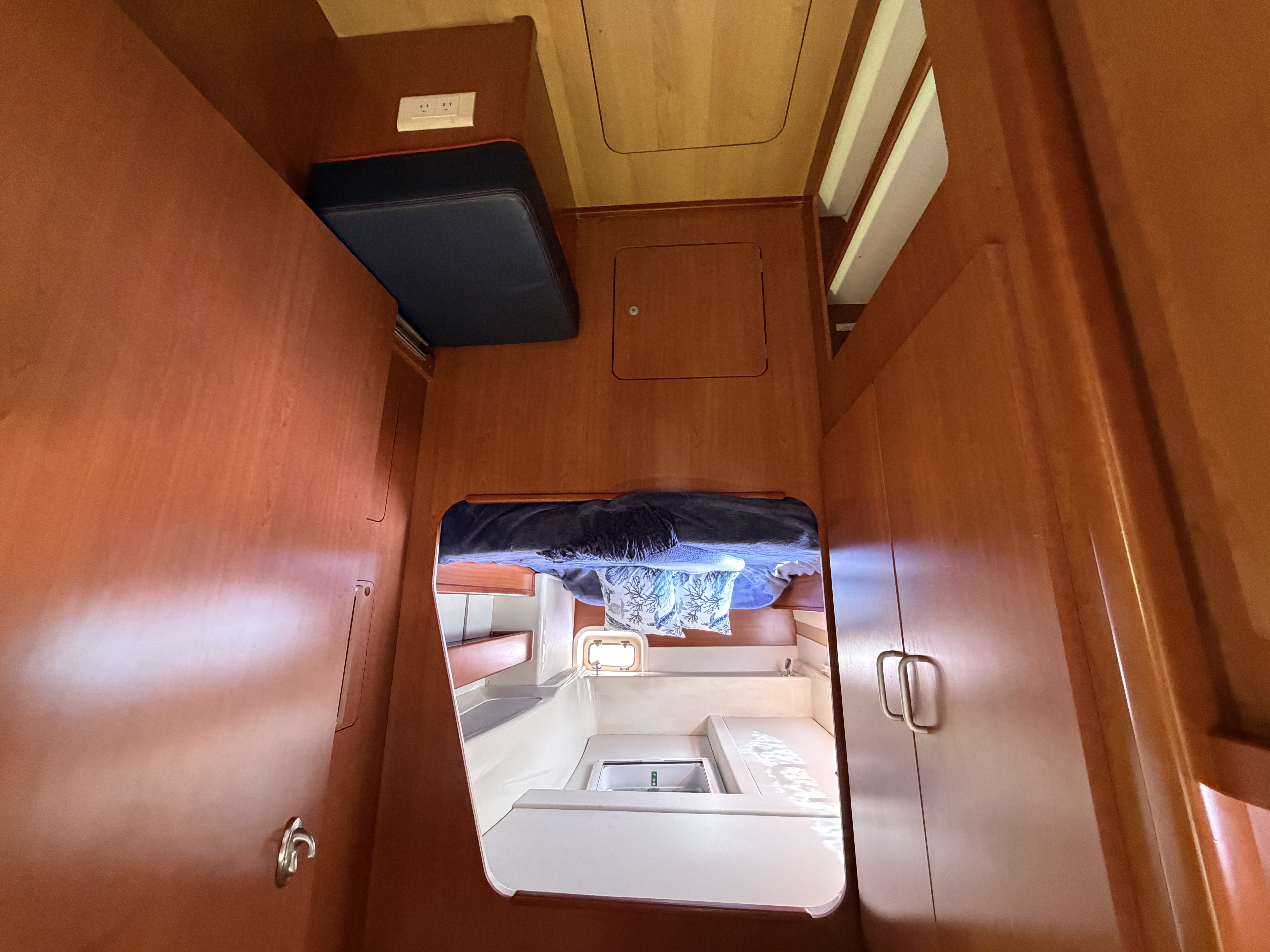 Boat image 46
