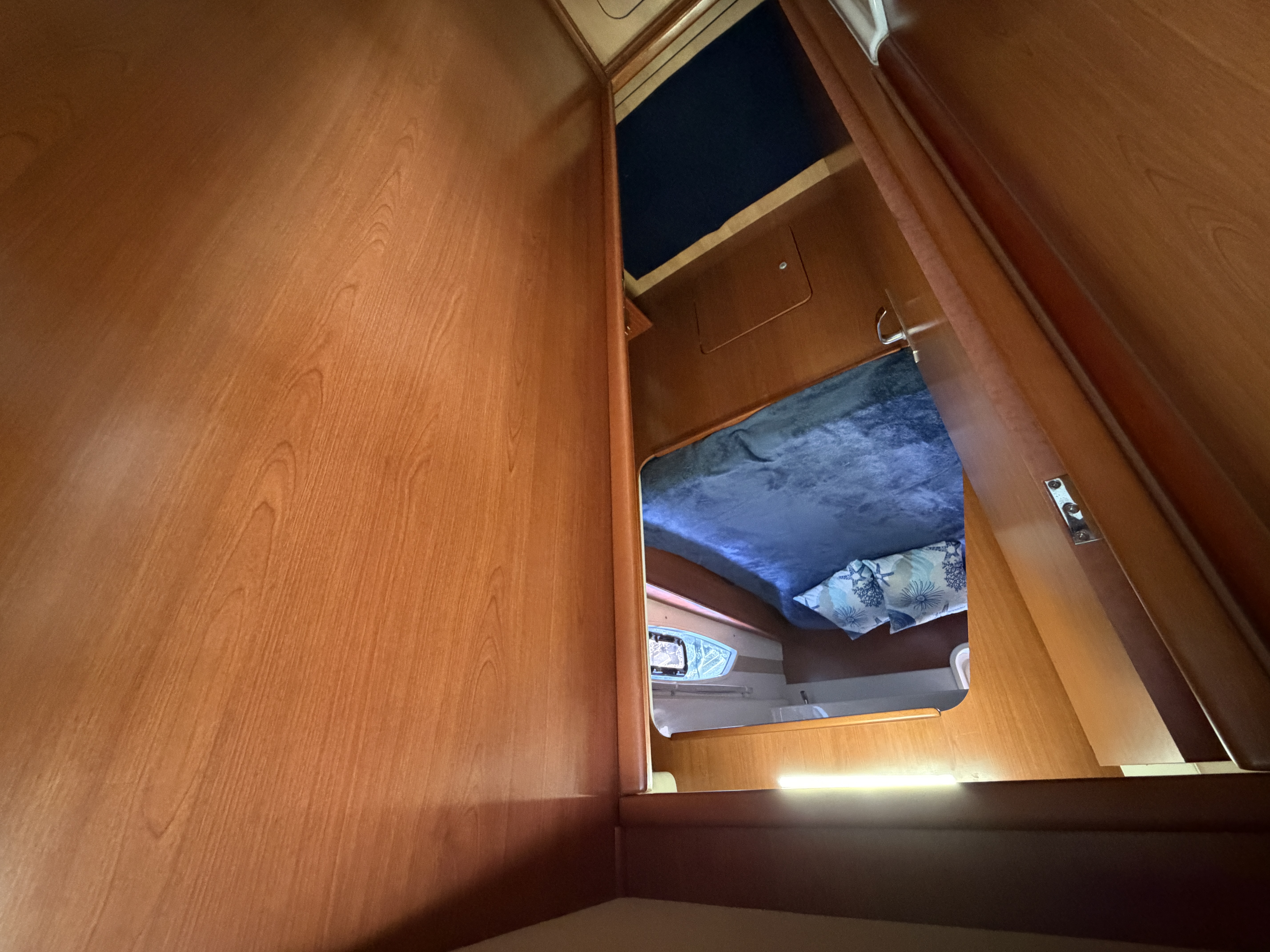 Boat image 47