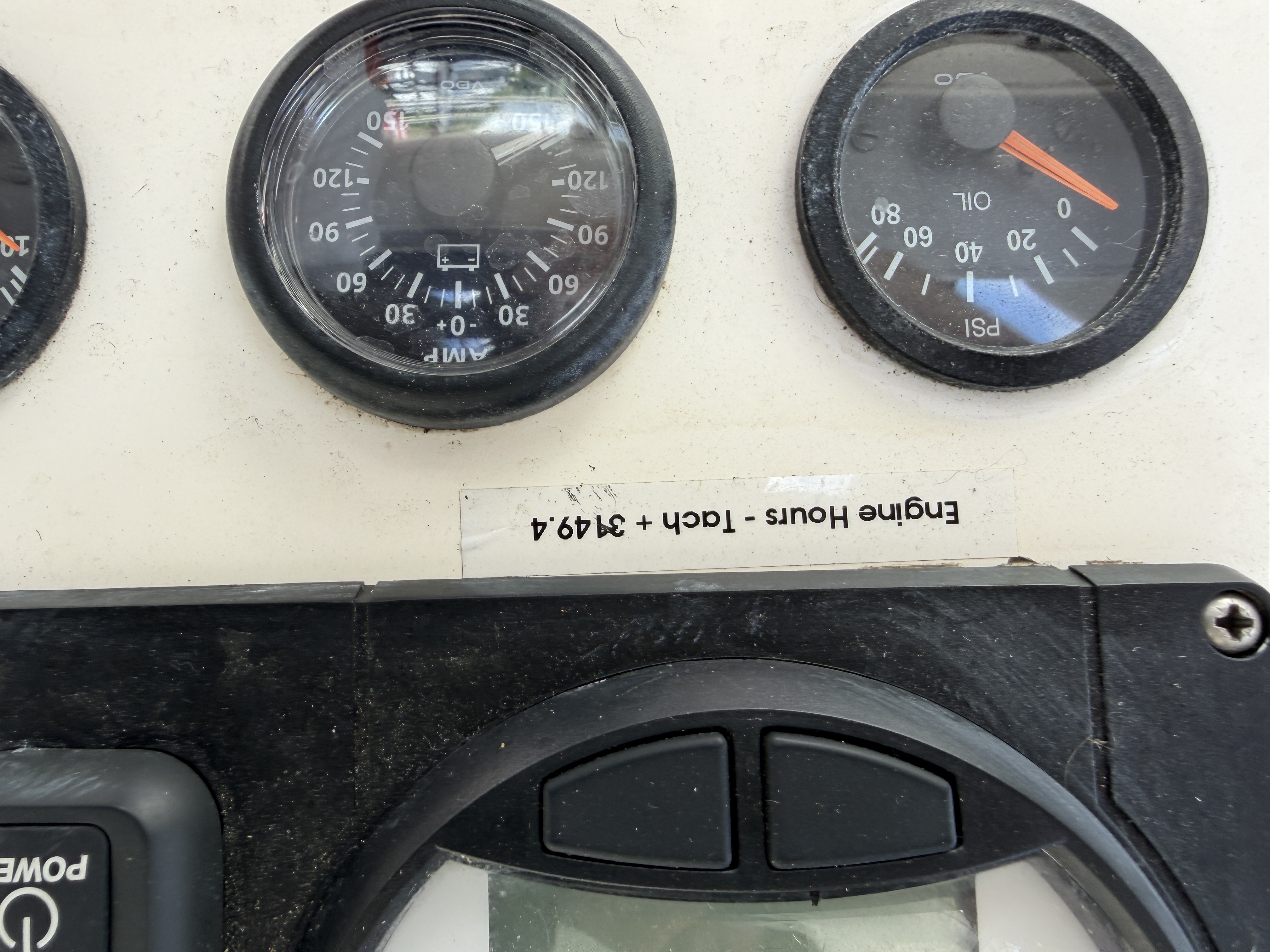 Boat image 128