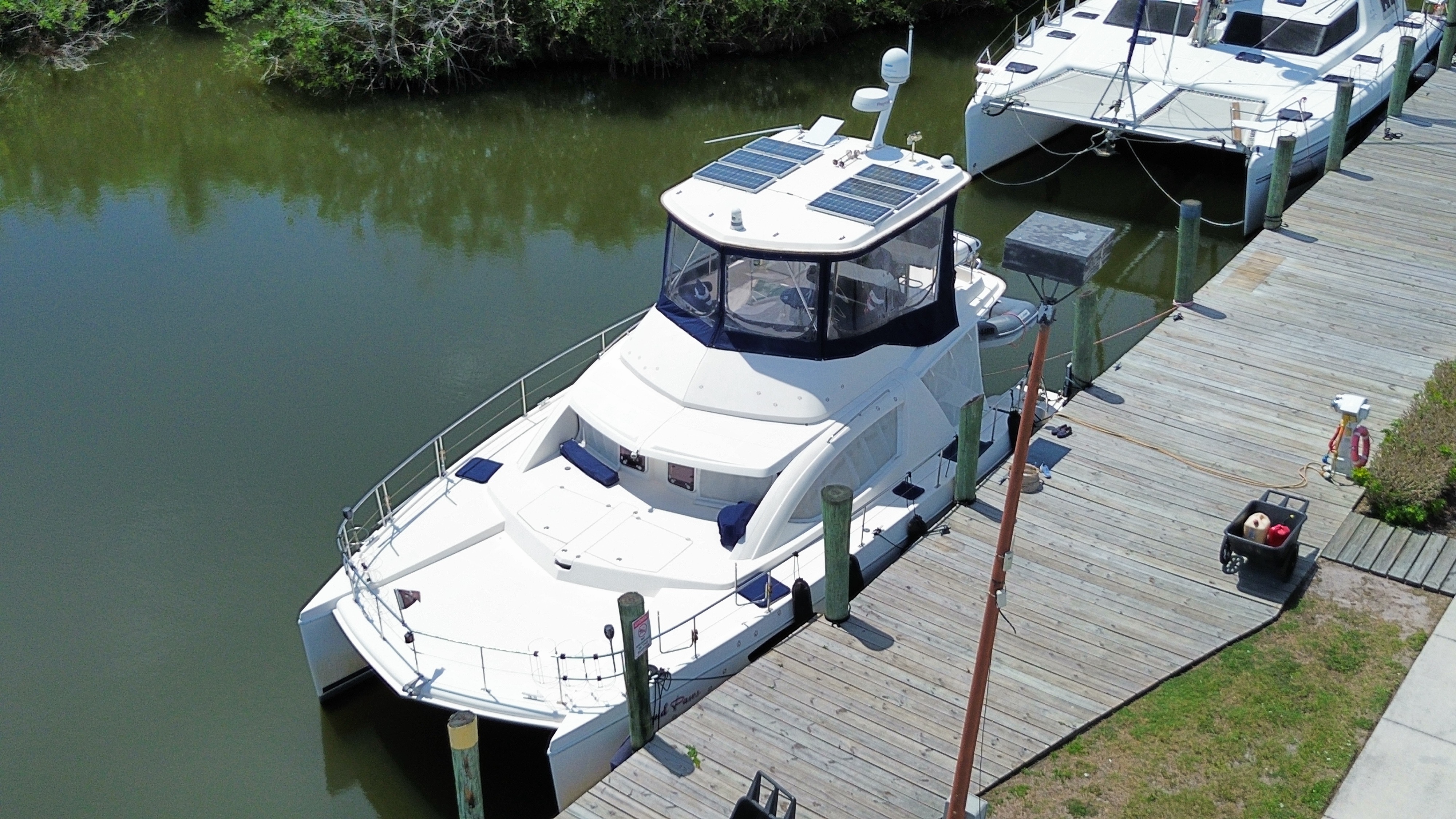 Boat image 3